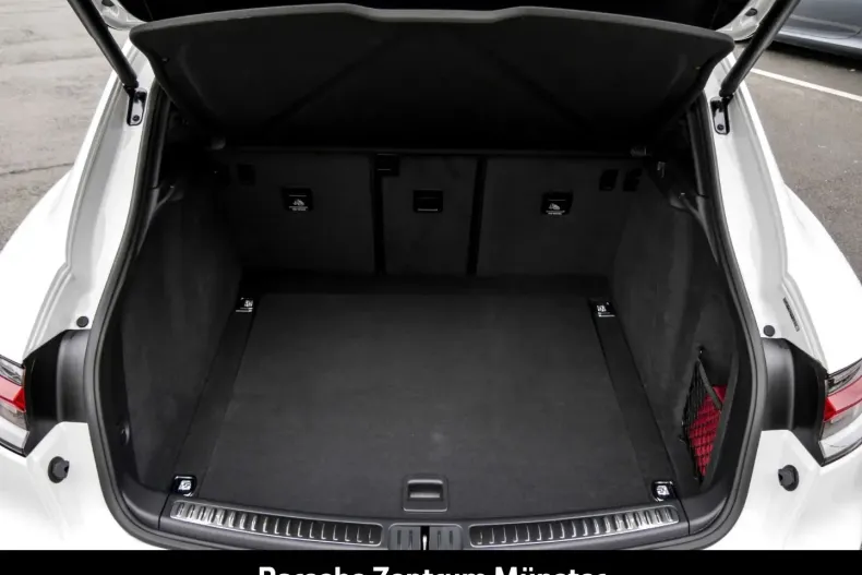 Porsche Macan din 2024 cu 12.350 km - oferta POR156955 - foto 25