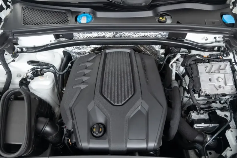 Porsche Macan din 2024 cu 10.380 km - oferta POR156957 - foto 16