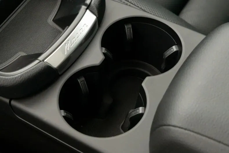 Porsche Macan din 2024 cu 10.380 km - oferta POR156957 - foto 39