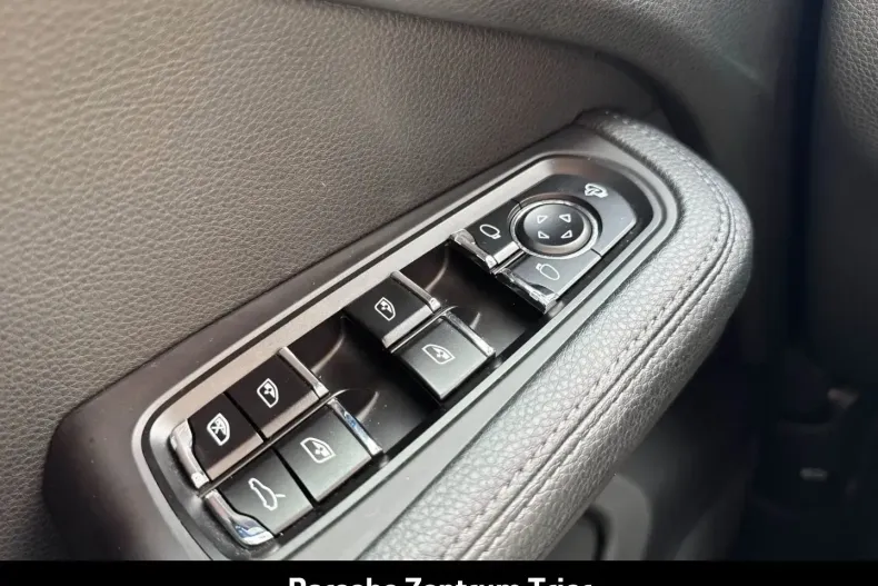 Porsche Macan din 2024 cu 27.350 km - oferta POR156958 - foto 21