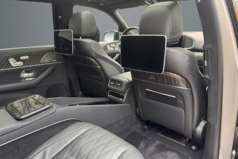 Mercedes-Benz GLS 600 din 2024 cu 12.800 km - oferta MER156959 - foto 19