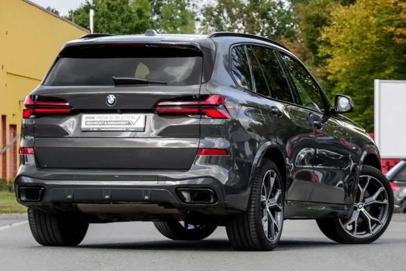 BMW X5 din 2024 cu 33.663 km - oferta BMW156962 - foto 1