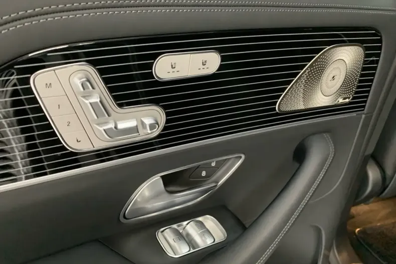 Mercedes-Benz GLS 600 din 2024 cu 19.576 km - oferta MER156963 - foto 15