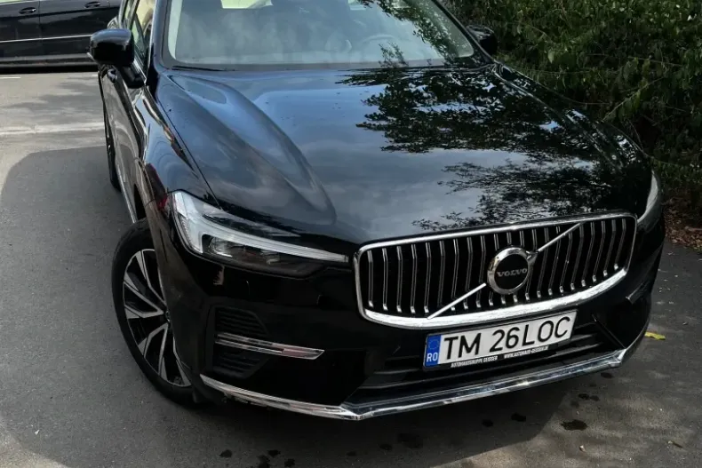 Volvo XC60 din 2024 cu 8.550 km - oferta VOL156966 - foto 2