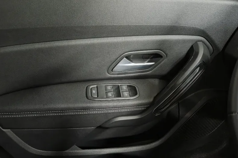 Dacia Duster din 2022 cu 731 km - oferta DAC156971 - foto 23