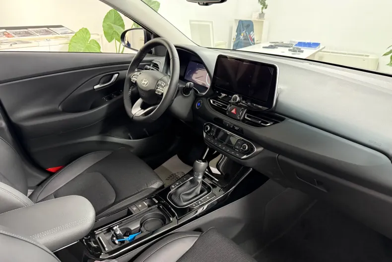 Hyundai i30 din 2025 cu 2 km - oferta HYU156973 - foto 10