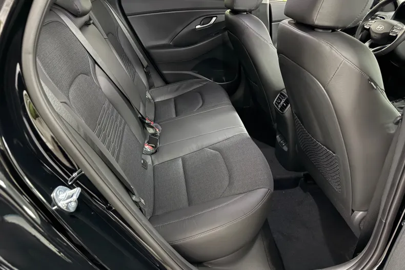 Hyundai i30 din 2025 cu 2 km - oferta HYU156973 - foto 15