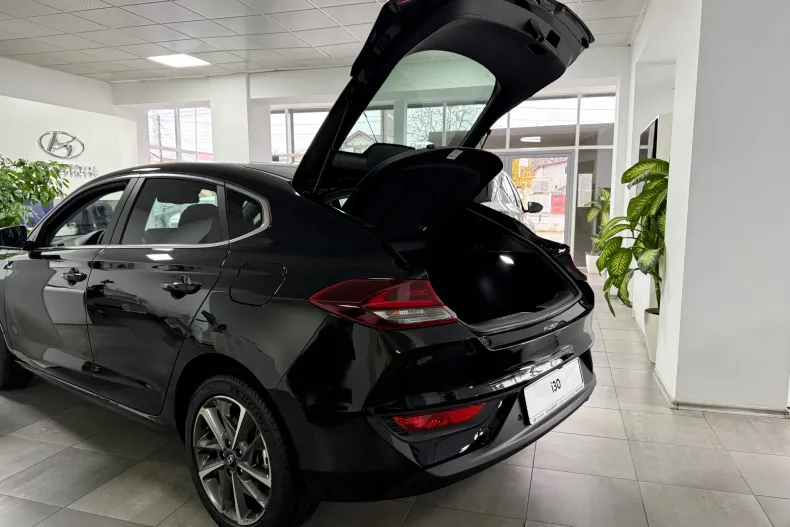 Hyundai i30 din 2025 cu 2 km - oferta HYU156973 - foto 17