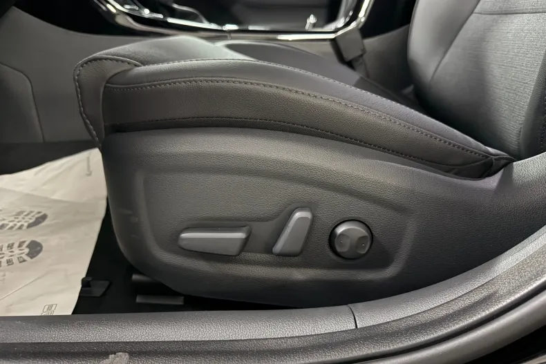 Hyundai i30 din 2025 cu 2 km - oferta HYU156973 - foto 19