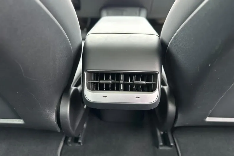 Tesla Model 3 din 2022 cu 73.000 km - oferta TES156974 - foto 17