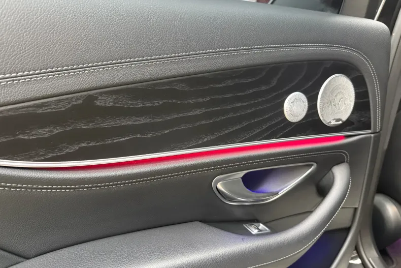 Mercedes-Benz E din 2020 cu 173.500 km - oferta MER156978 - foto 36