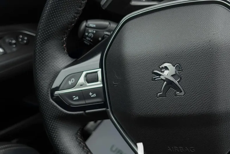 Peugeot 3008 din 2019 cu 92.682 km - oferta PEU156979 - foto 29