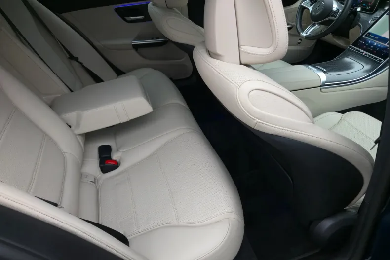 Mercedes-Benz C din 2021 cu 101.800 km - oferta MER156980 - foto 20