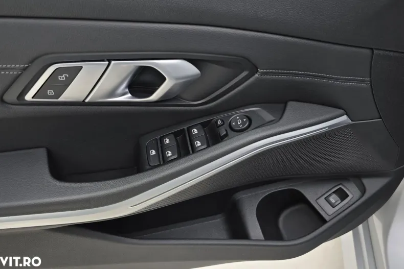 BMW Seria 3 din 2020 cu 134.117 km - oferta BMW156987 - foto 11