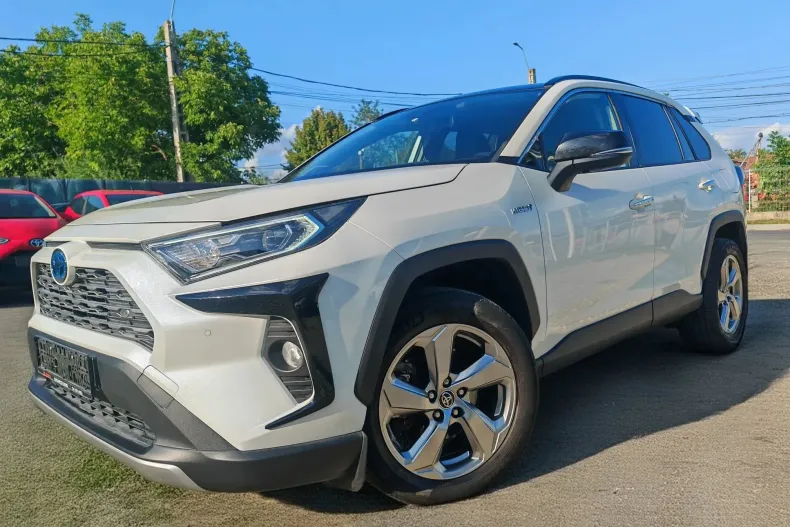 Toyota RAV4 din 2020 cu 121.305 km - oferta TOY156989 - foto 1