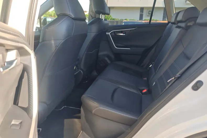 Toyota RAV4 din 2020 cu 121.305 km - oferta TOY156989 - foto 23