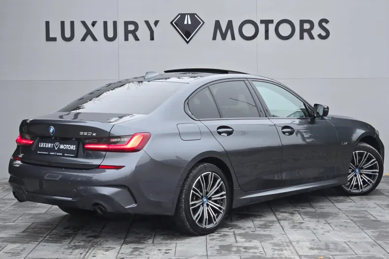 BMW Seria 3 din 2022 cu 175.600 km - oferta BMW156991 - foto 5