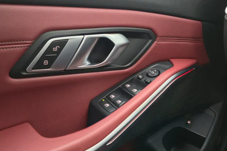 BMW Seria 3 din 2022 cu 175.600 km - oferta BMW156991 - foto 13