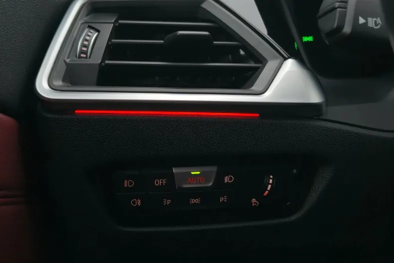 BMW Seria 3 din 2022 cu 175.600 km - oferta BMW156991 - foto 25