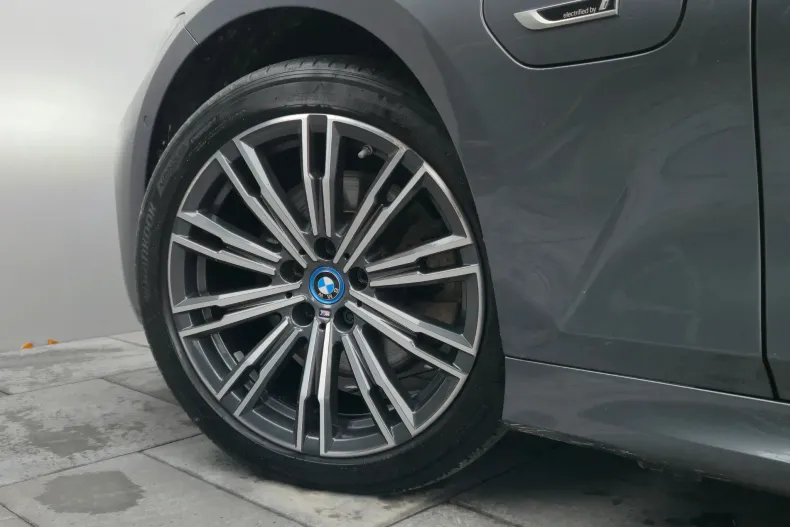 BMW Seria 3 din 2022 cu 175.600 km - oferta BMW156991 - foto 38