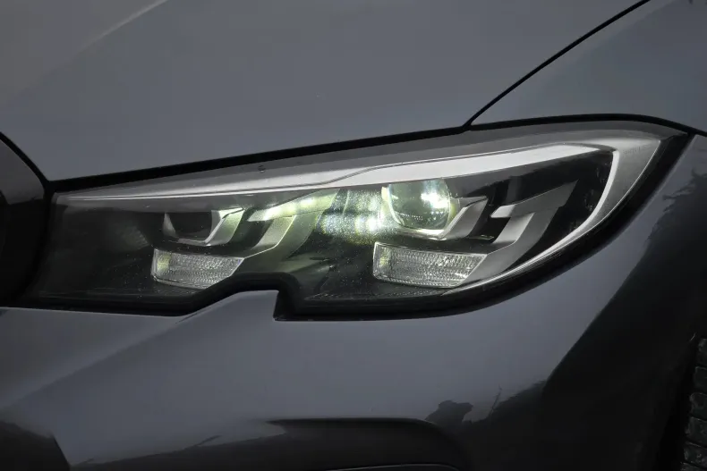 BMW Seria 3 din 2022 cu 175.600 km - oferta BMW156991 - foto 39