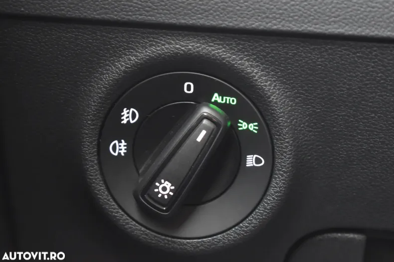 Skoda Karoq din 2023 cu 36.562 km - oferta SKO156993 - foto 36