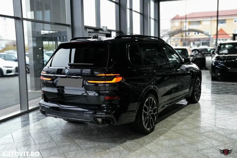 BMW X7 din 2025 cu 24.092 km - oferta BMW156996 - foto 4