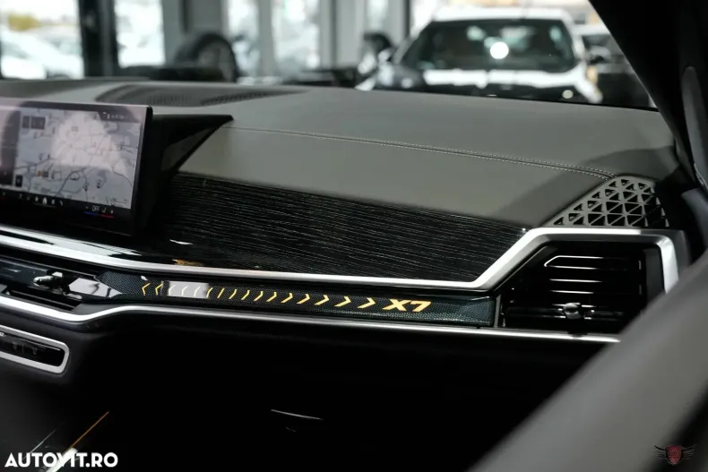 BMW X7 din 2025 cu 24.092 km - oferta BMW156996 - foto 11