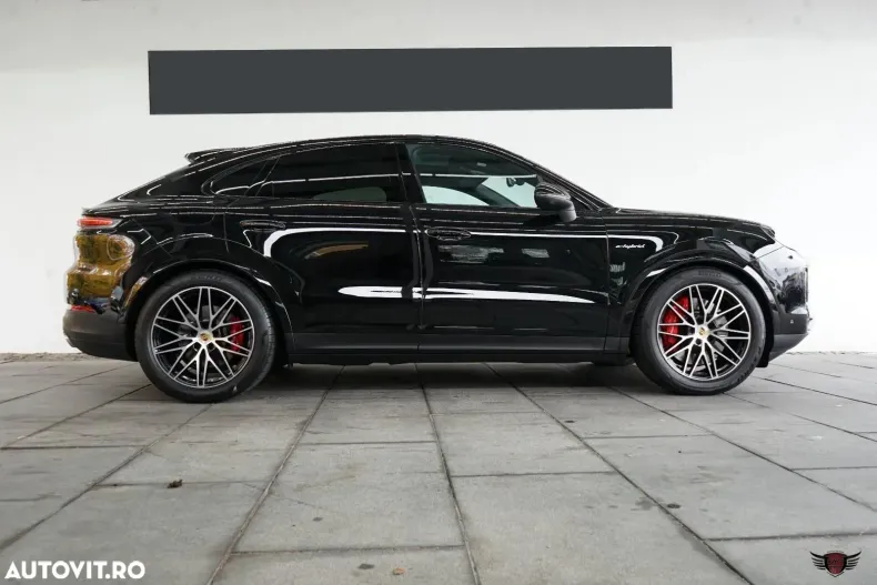 Porsche Cayenne Coupe din 2024 cu 23.600 km - oferta POR156997 - foto 4