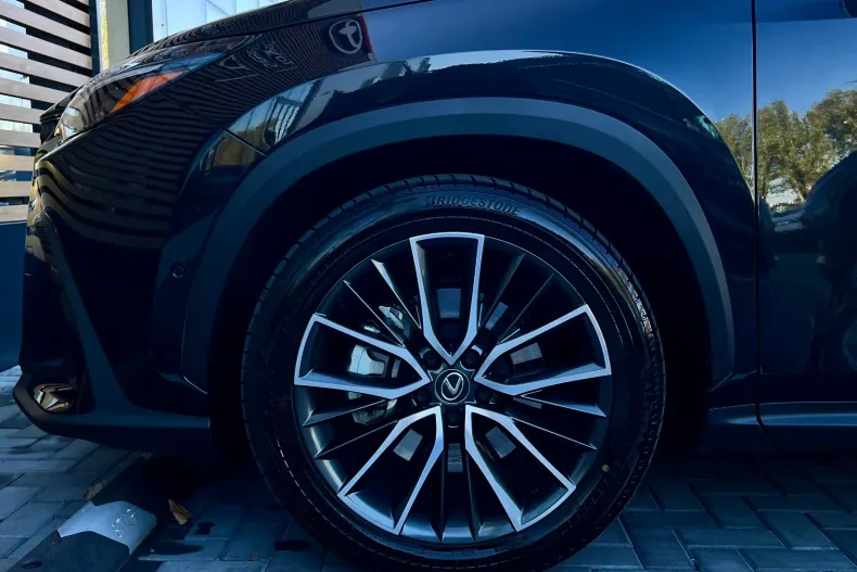 Lexus Seria NX din 2024 cu 3.900 km - oferta LEX157002 - foto 6