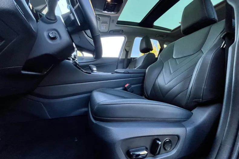 Lexus Seria NX din 2024 cu 3.900 km - oferta LEX157002 - foto 15