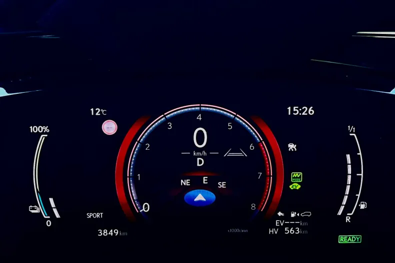 Lexus Seria NX din 2024 cu 3.900 km - oferta LEX157002 - foto 25