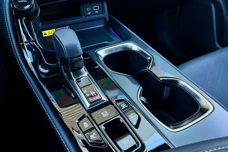 Lexus Seria NX din 2024 cu 3.900 km - oferta LEX157002 - foto 33