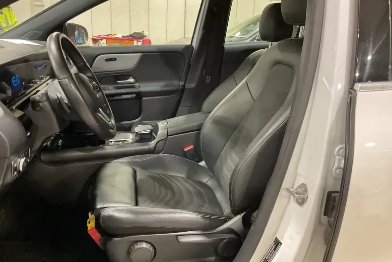 Mercedes-Benz GLA din 2021 cu 143.124 km - oferta MER157007 - foto 6