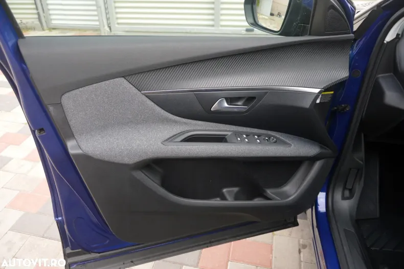 Peugeot 3008 din 2020 cu 115.552 km - oferta PEU157008 - foto 37
