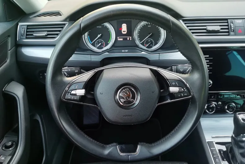 Skoda Superb din 2021 cu 120.860 km - oferta SKO157010 - foto 27