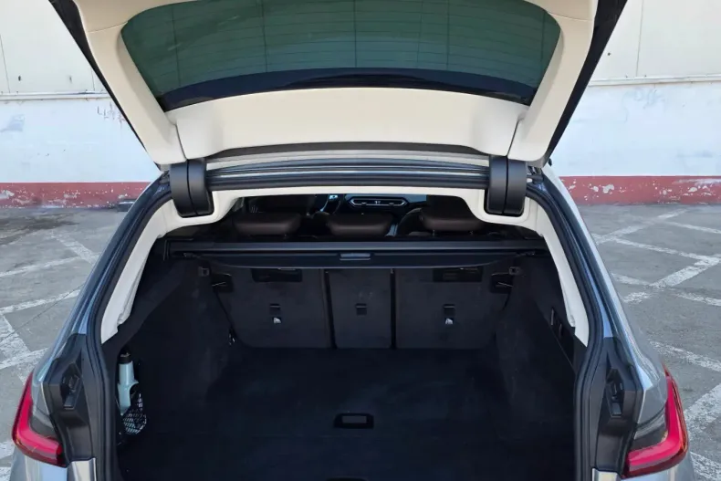 BMW Seria 3 din 2023 cu 24.752 km - oferta BMW157015 - foto 24