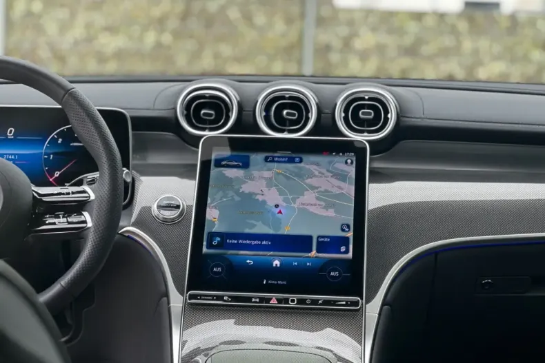 Mercedes-Benz GLC 300 din 2024 cu 12.400 km - oferta MER157021 - foto 23