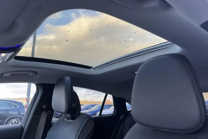 Mercedes-Benz GLC 220 din 2025 cu 20.500 km - oferta MER157022 - foto 16