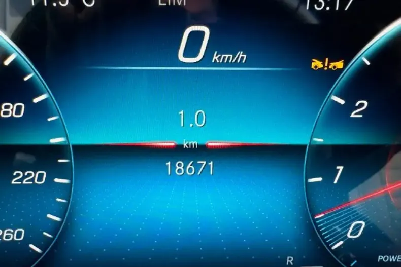 Mercedes-Benz CLS 450 din 2024 cu 18.676 km - oferta MER157032 - foto 16