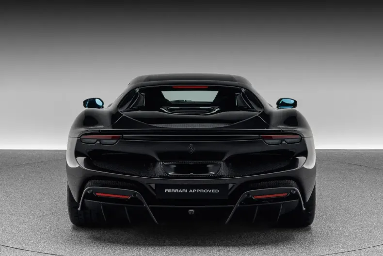 Ferrari 296 GTB din 2024 cu 2.700 km - oferta FER157037 - foto 6