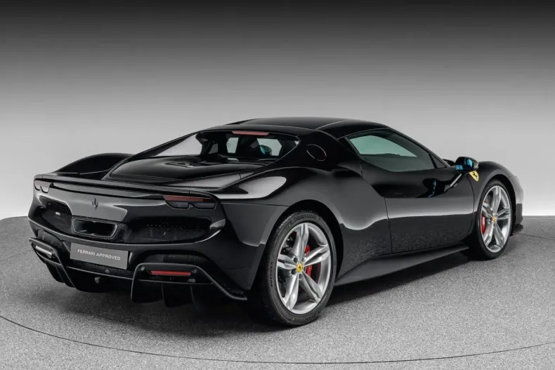 Ferrari 296 GTB din 2024 cu 2.700 km - oferta FER157037 - foto 7