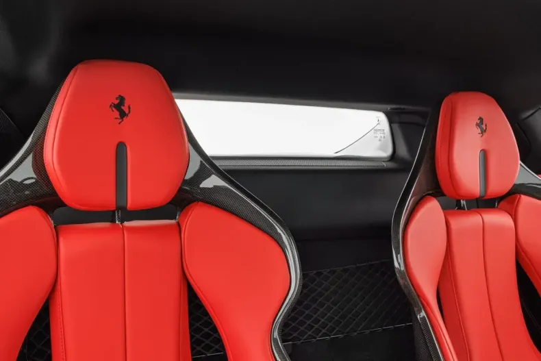 Ferrari 296 GTB din 2024 cu 2.700 km - oferta FER157037 - foto 18