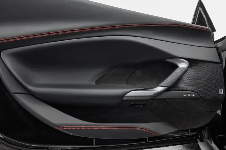 Ferrari 296 GTB din 2024 cu 2.700 km - oferta FER157037 - foto 21