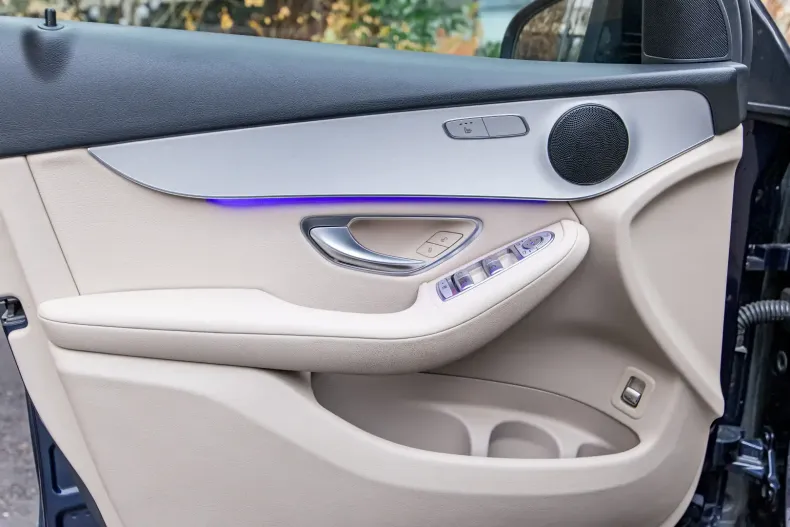 Mercedes-Benz GLC 220 din 2020 cu 104.000 km - oferta MER157040 - foto 19