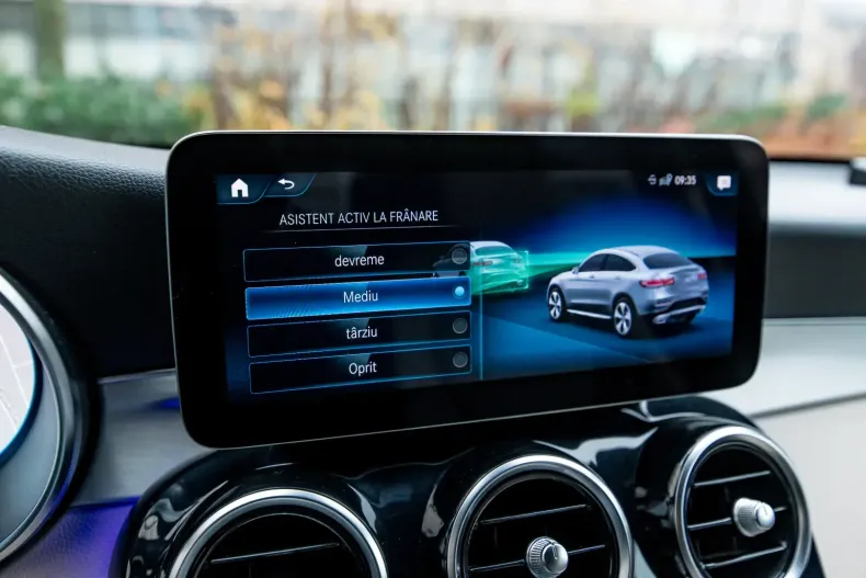 Mercedes-Benz GLC 220 din 2020 cu 104.000 km - oferta MER157040 - foto 29