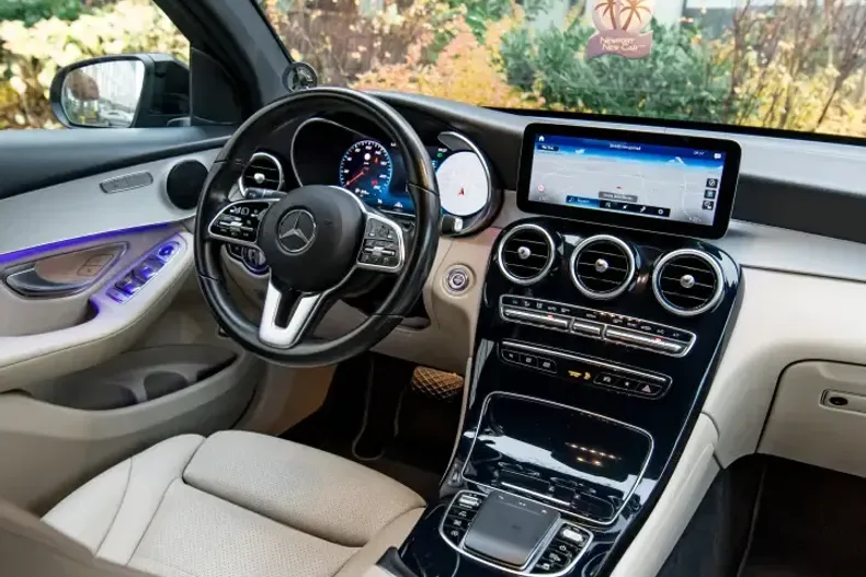 Mercedes-Benz GLC 220 din 2020 cu 104.000 km - oferta MER157040 - foto 35