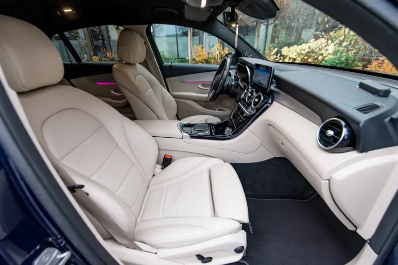 Mercedes-Benz GLC 220 din 2020 cu 104.000 km - oferta MER157040 - foto 36