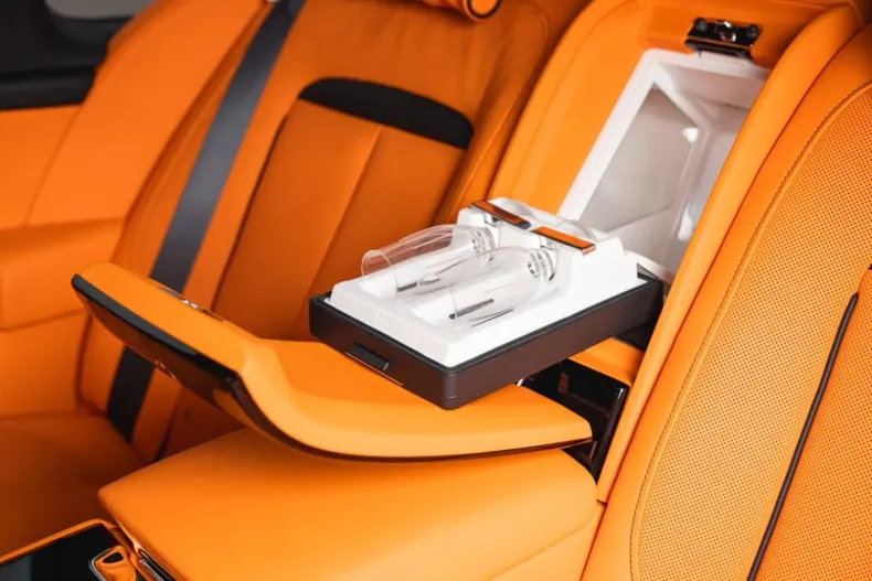 Rolls-Royce Cullinan din 2024 cu 11.700 km - oferta ROL157045 - foto 41