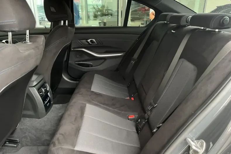 BMW 320 din 2025 cu 25.552 km - oferta BMW157054 - foto 5